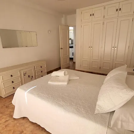 Mar Y Luz Eco * 푸엔히롤라